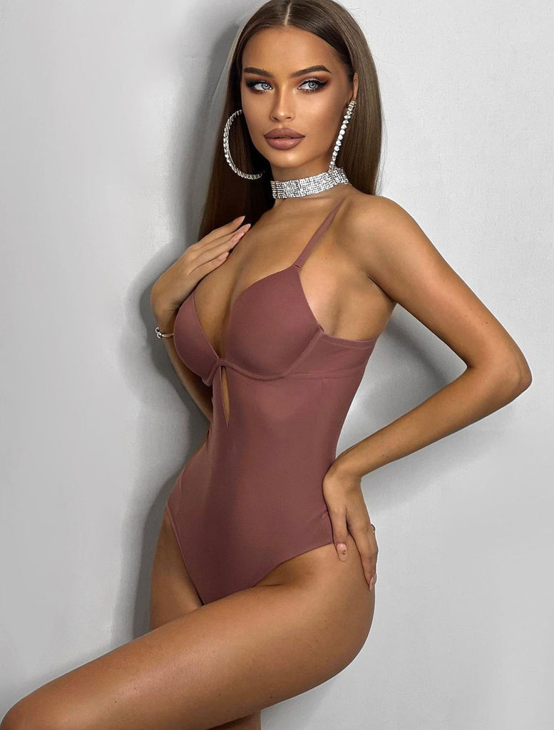 Invisible Touch Balconette Bodysuit In Dark Pink Styled By Influencer